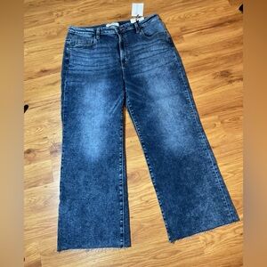 Zenana Cropped Wide Leg Jeans Women’s Size 34 NWT